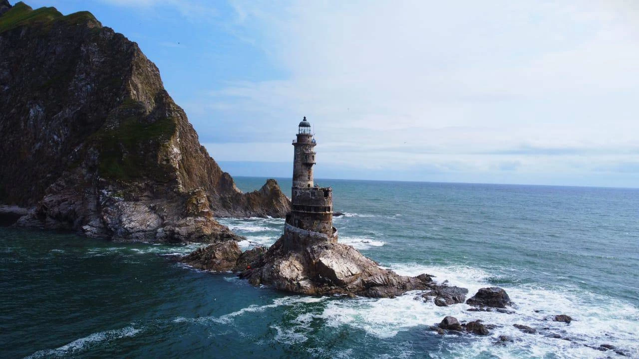 Excursion to Aniva Lighthouse